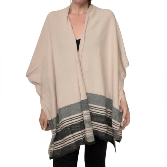 Vince Cashmere Wool blend Striped Hem Knit Poncho Cardigan cream stripe shawl - Picture 1 of 8